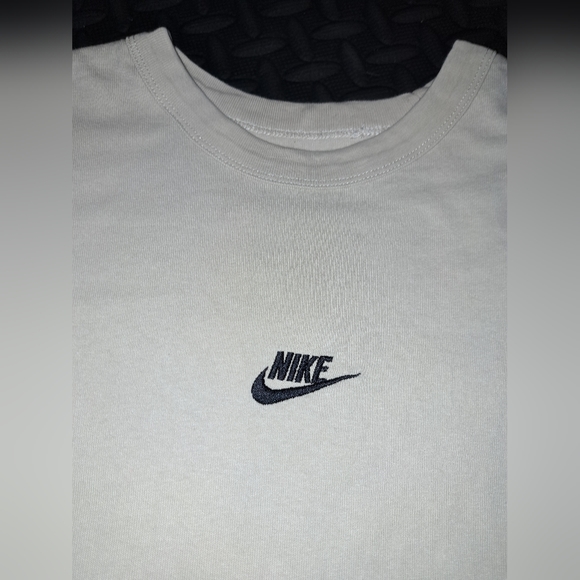 Nike mid swoosh logo long sleeve shirt - Picture 8 of 11